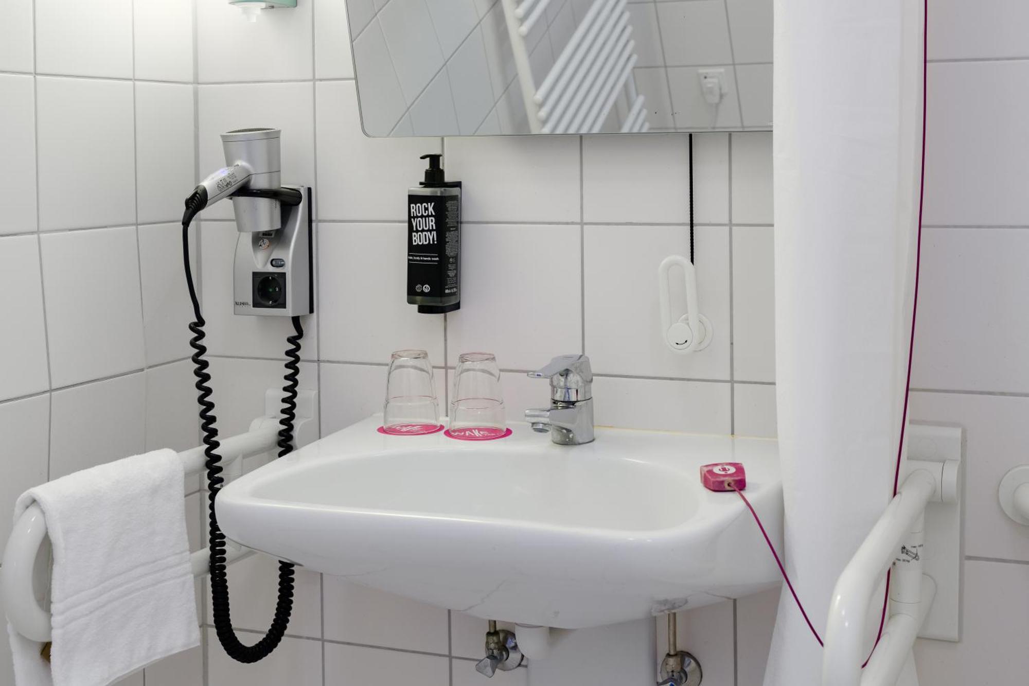 Ibis Hotel Hamburg St. Pauli Messe Ngoại thất bức ảnh